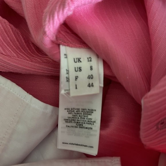 Victoria Beckham - Picture 7 of 8